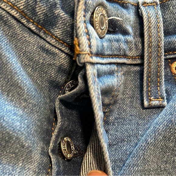 LEVI’S WEDGIE STRAIGHT FIT WOMEN'S JEANS. BUTTON FLY - Picture 4 of 9